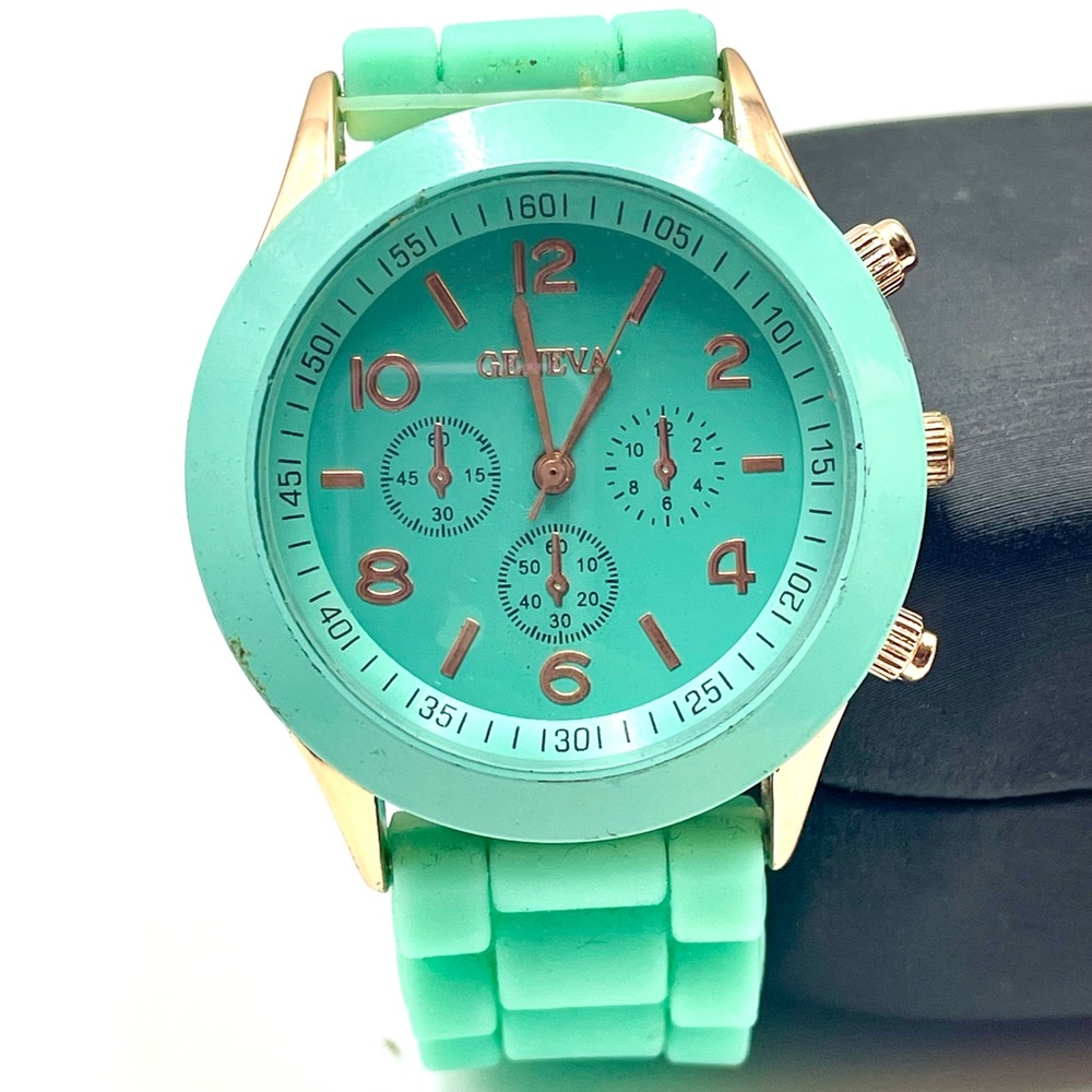 Geneva Quartz Mint Green/Aqua Silicone Band  with Rose Gold Tone Details. 9 inch